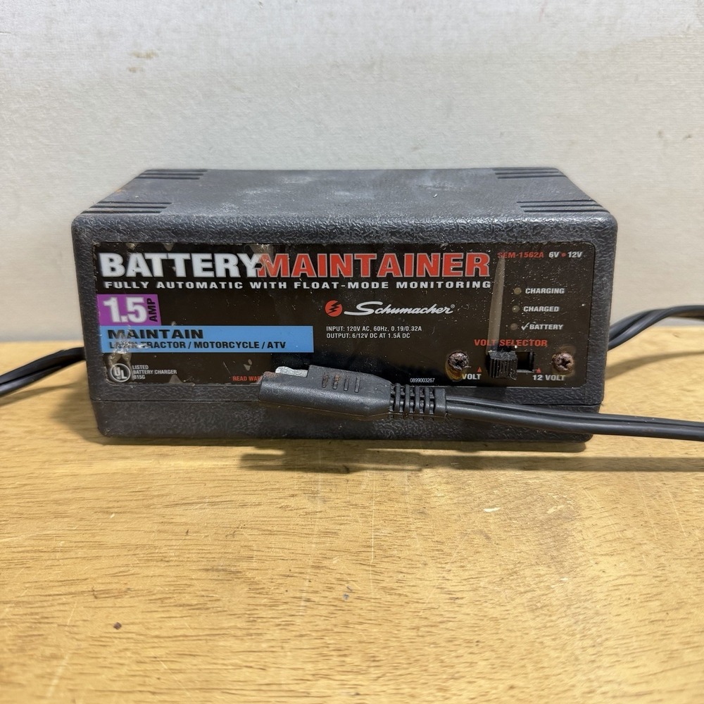 Schumacher 1.5A Battery Maintainer SEM-1562A 6V 12V Auto Float Charger
